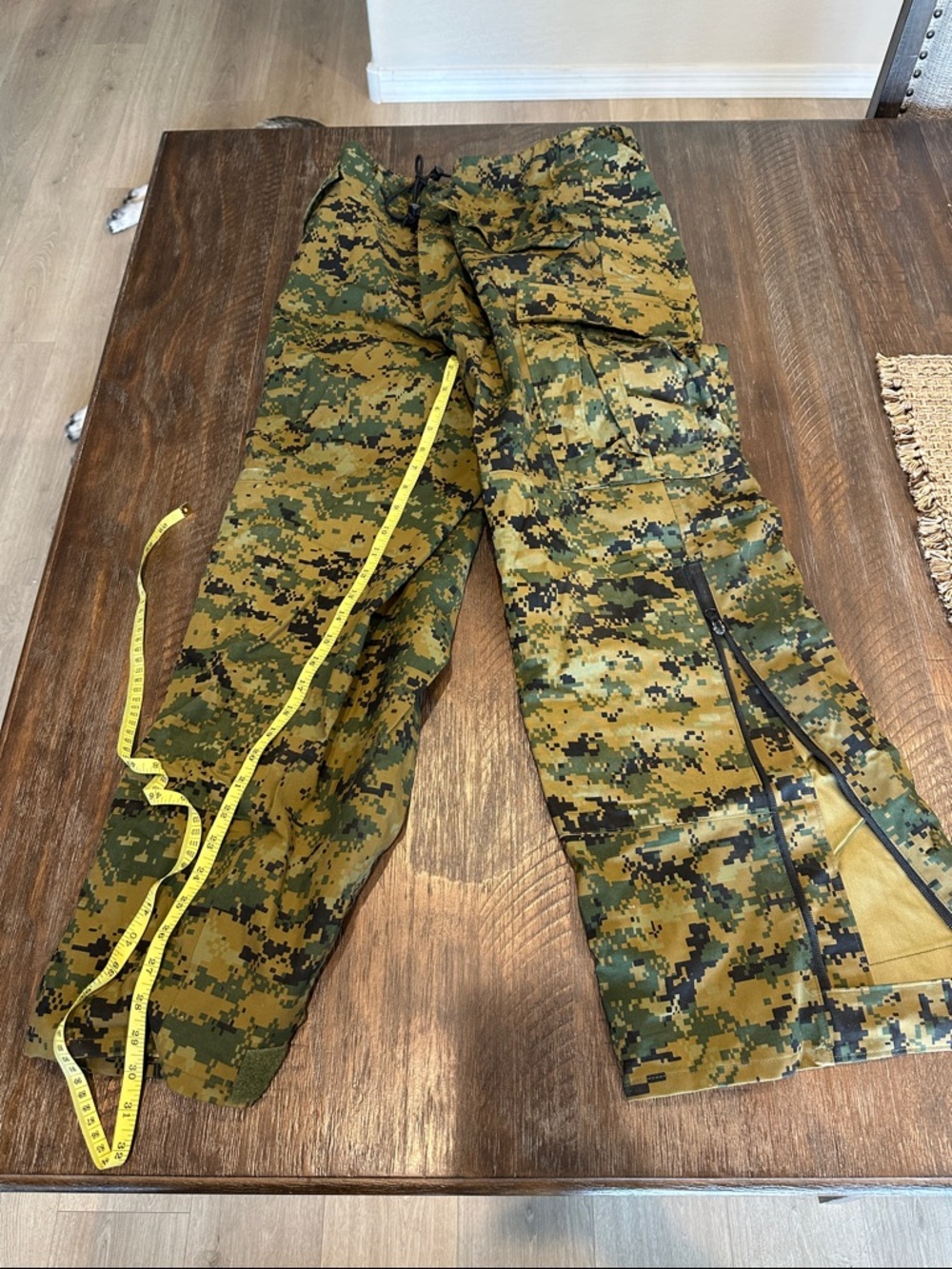 Medium Reg USMC Woodland MARPAT GoreTex Trousers Marine Corps Rain Gear